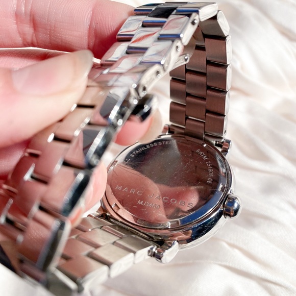 euc Marc Jacobs stainless steel watch - Picture 7 of 9